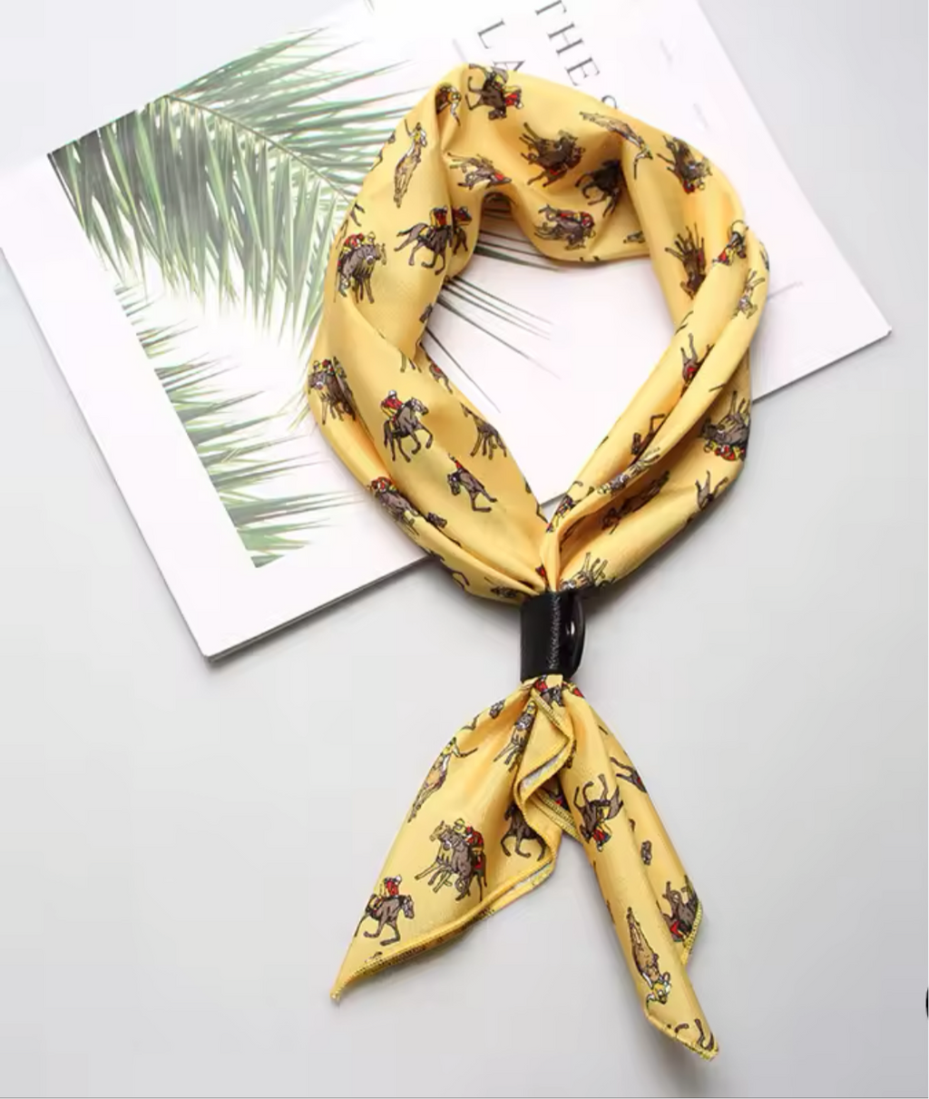 Foulard Cavalli fondo giallo