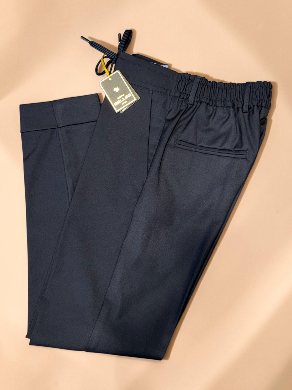 Pantalaccio Vans mano Tasmania