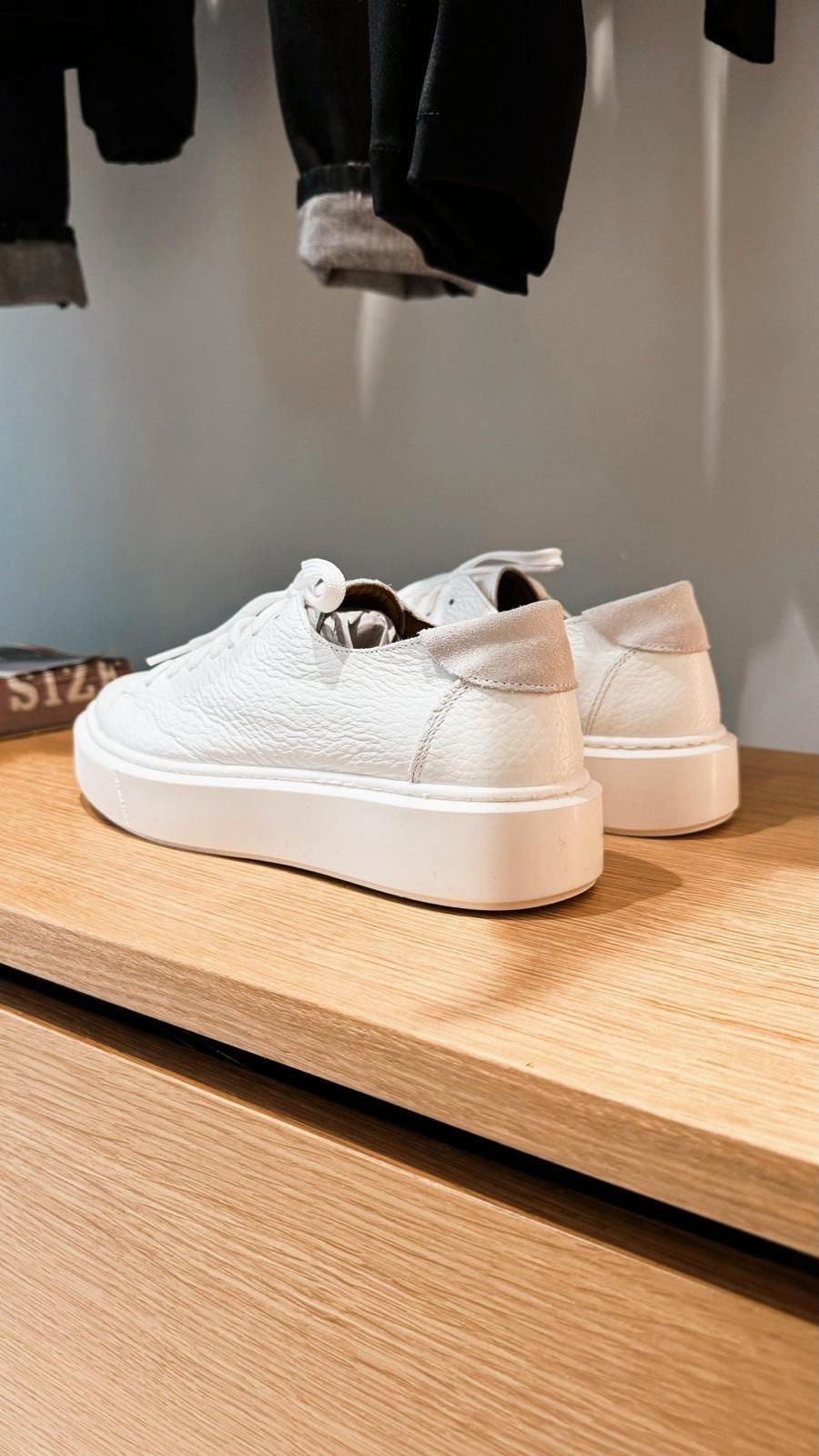 Sneakers in pelle