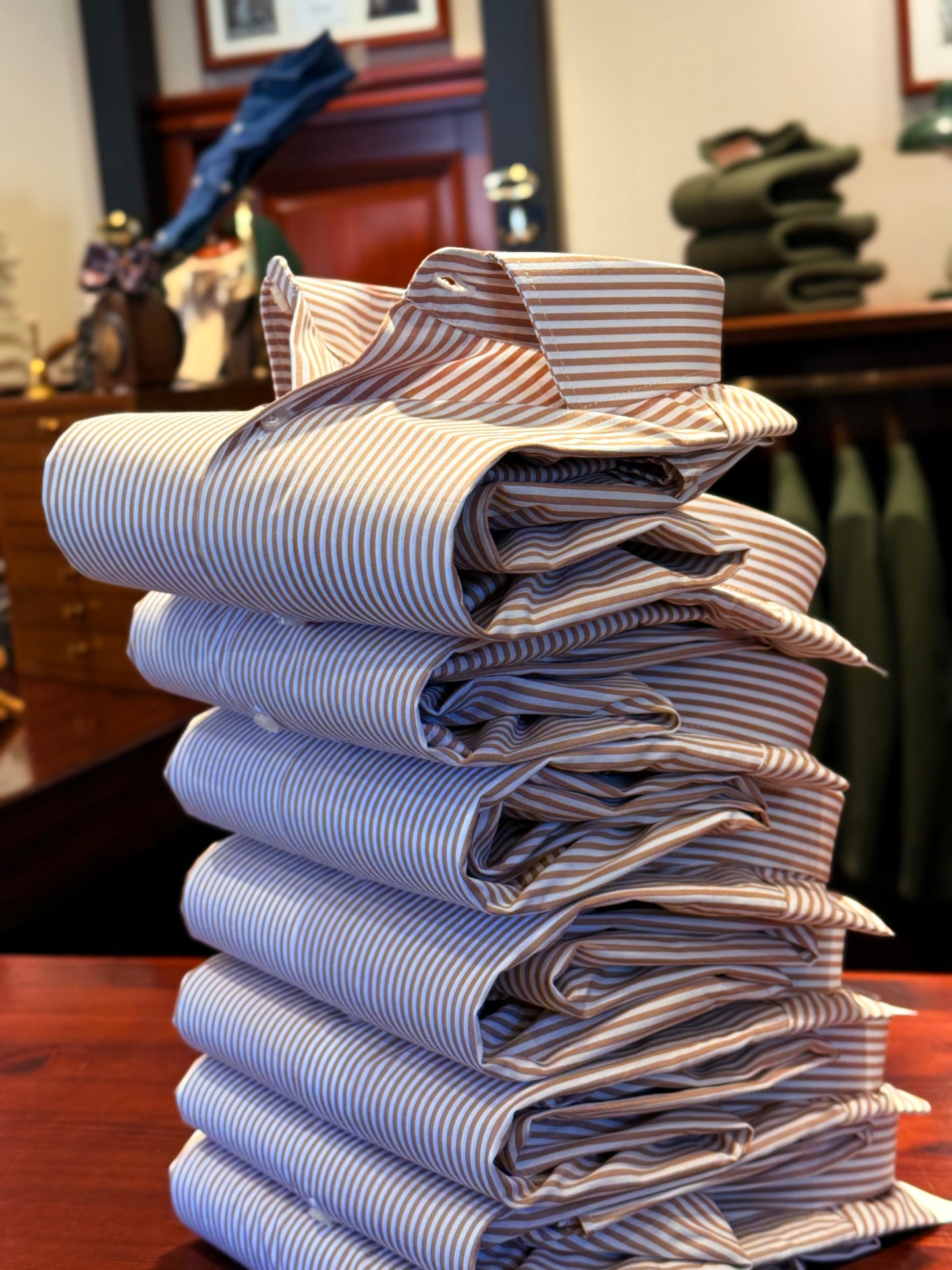 Camicia riga beige