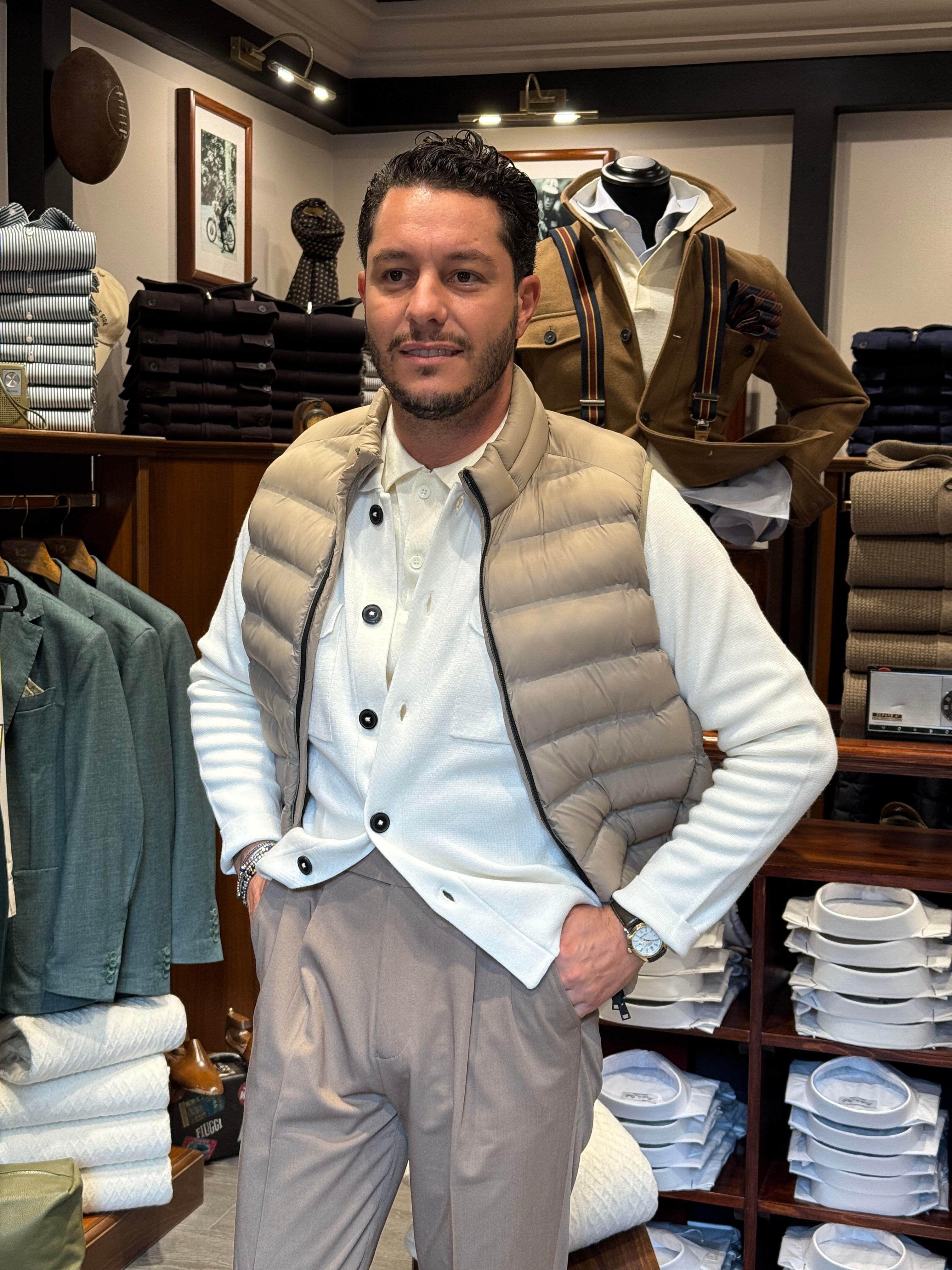 Piumino smanicato Beige