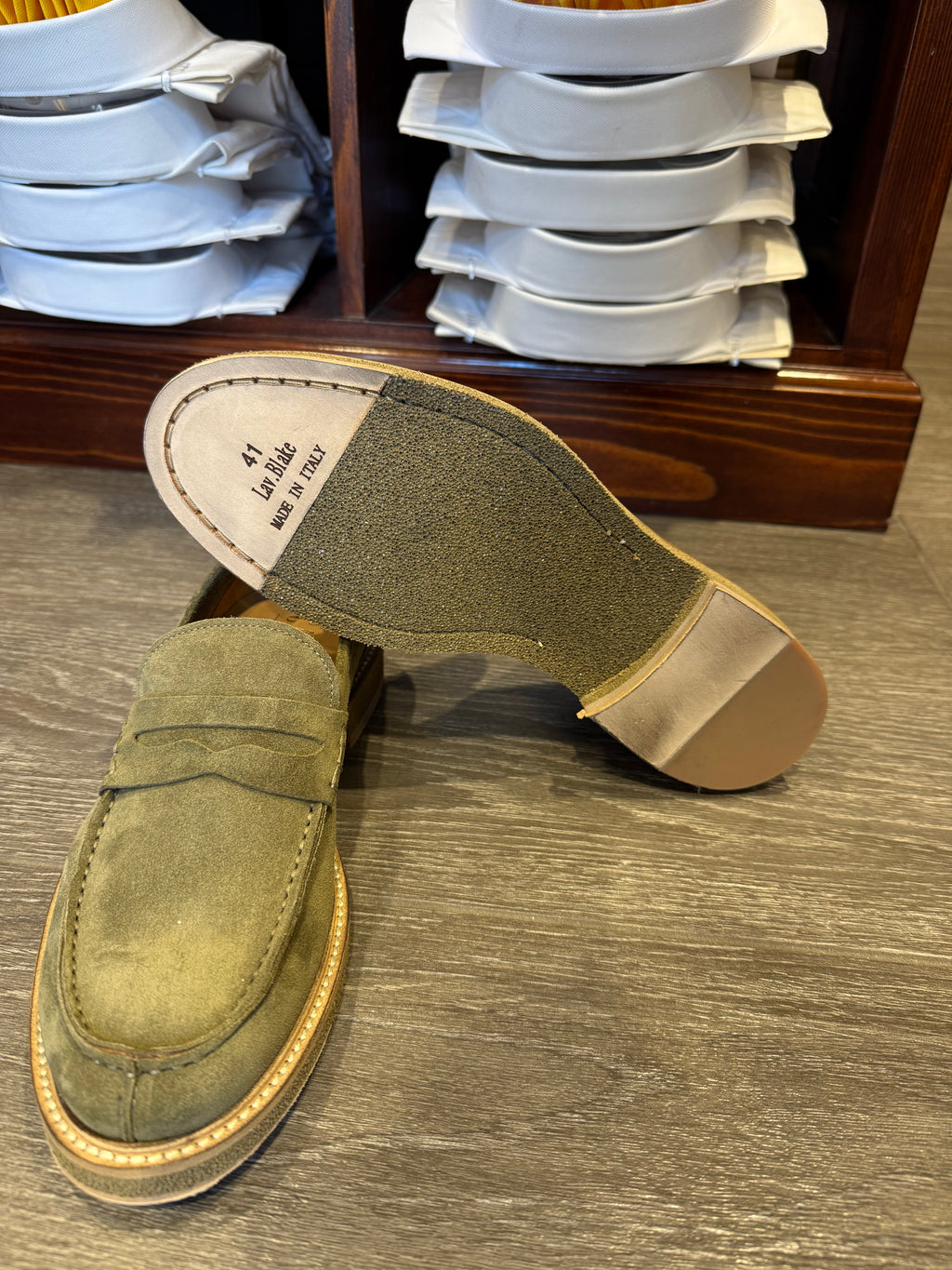 College in camoscio verde