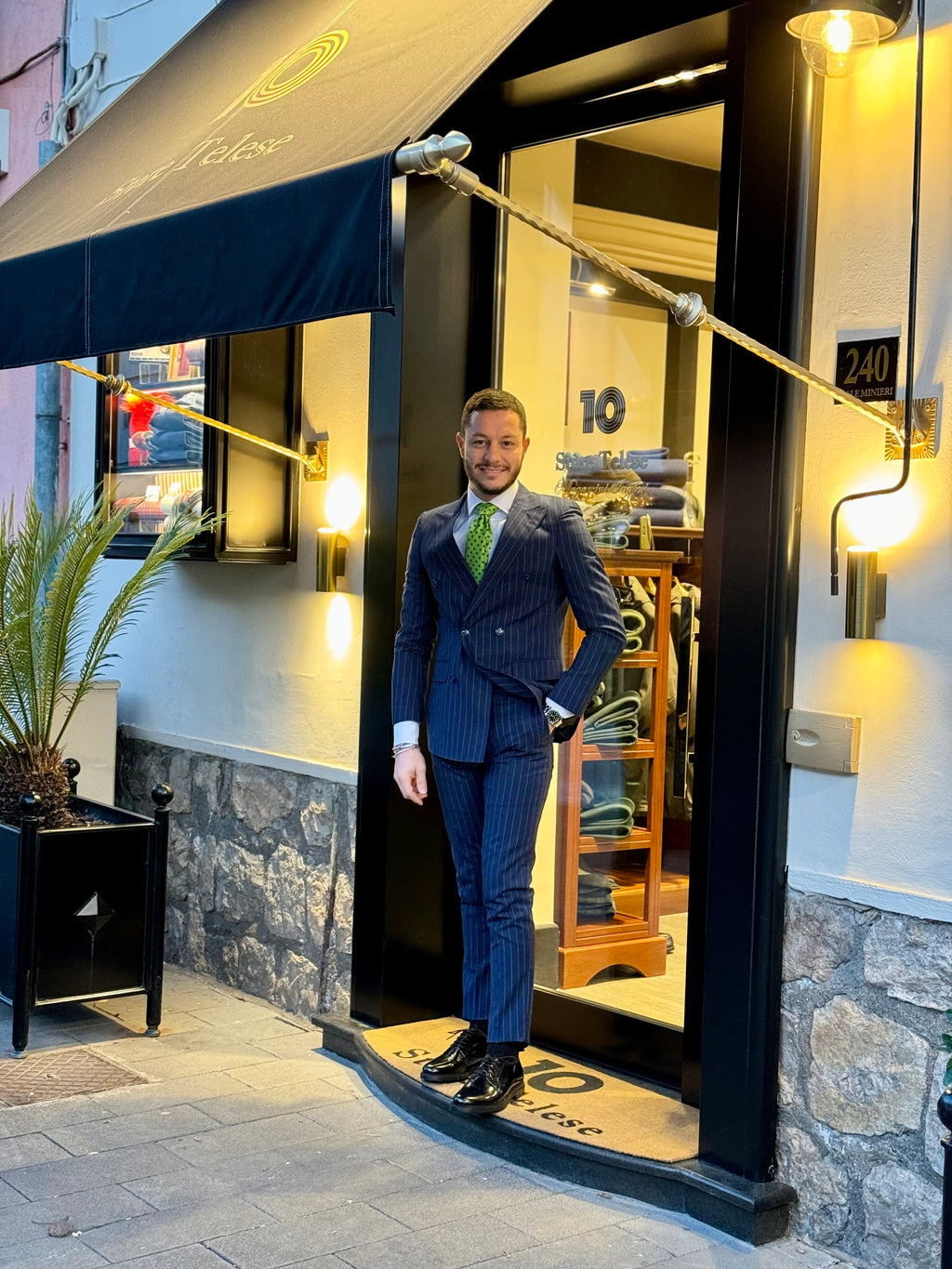 Abito Doppio petto gessato rever lancia