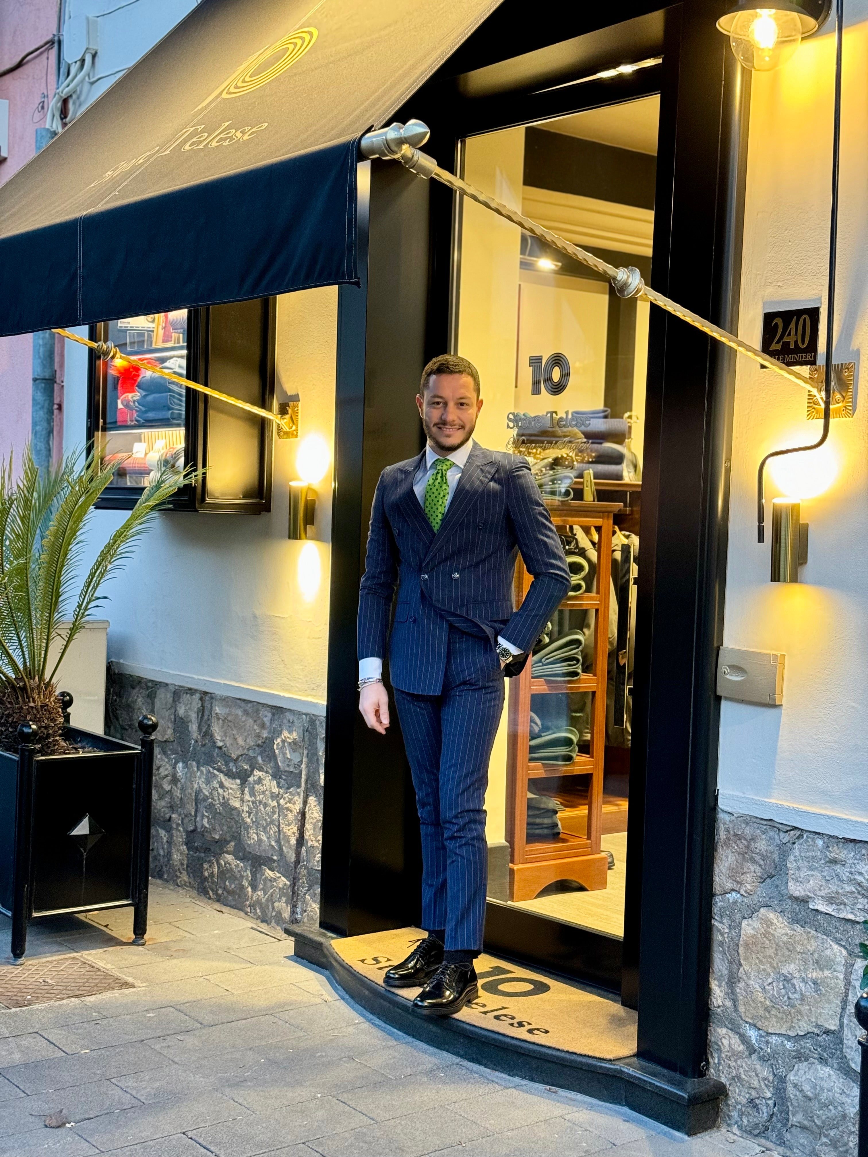 Abito Doppio petto gessato rever lancia