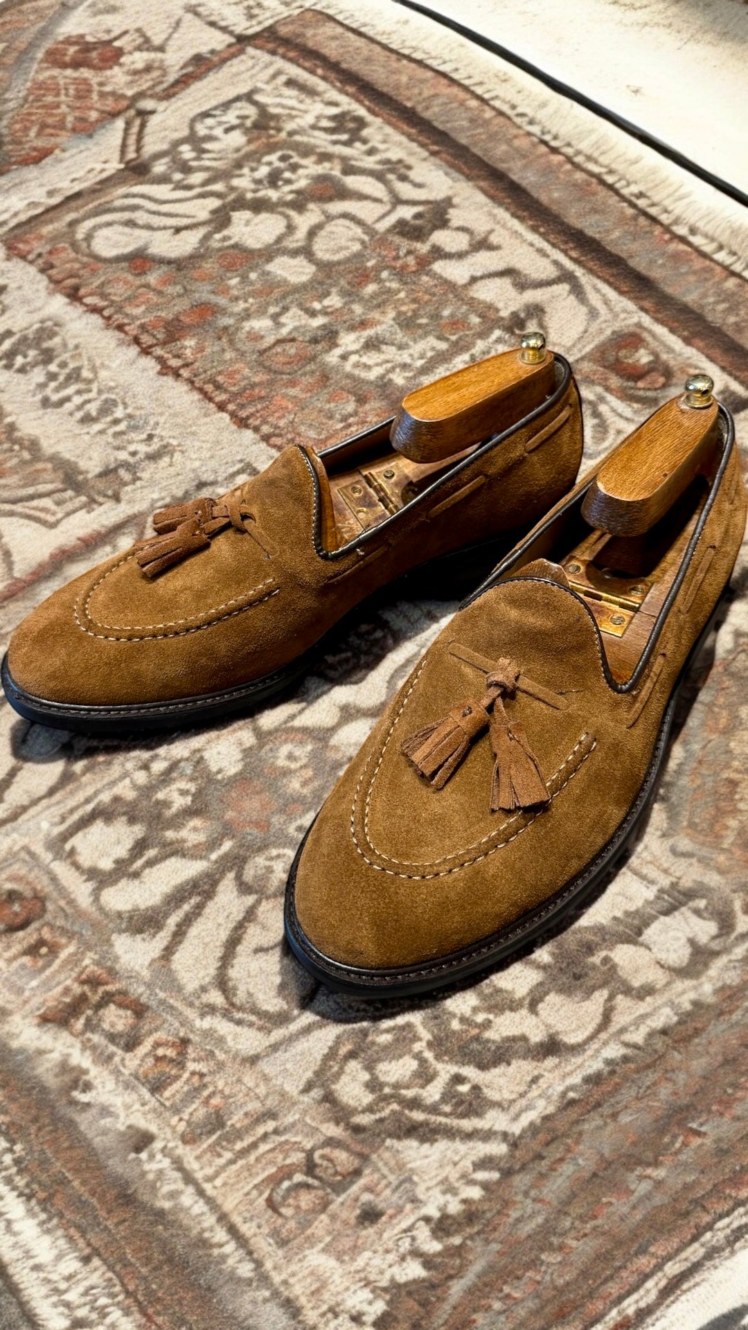 Mocassino con nappa ruggine