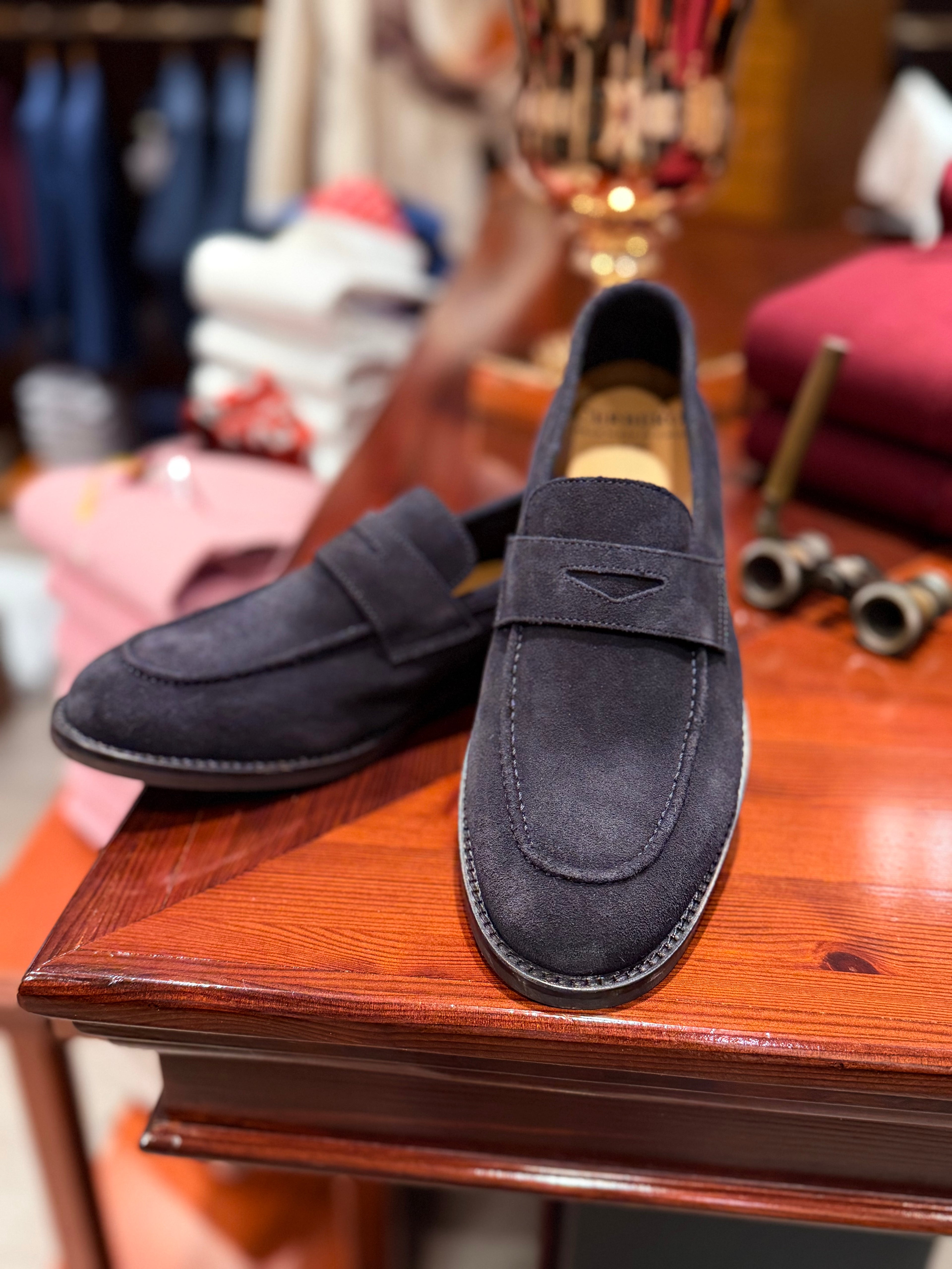 Mocassino college in camoscio