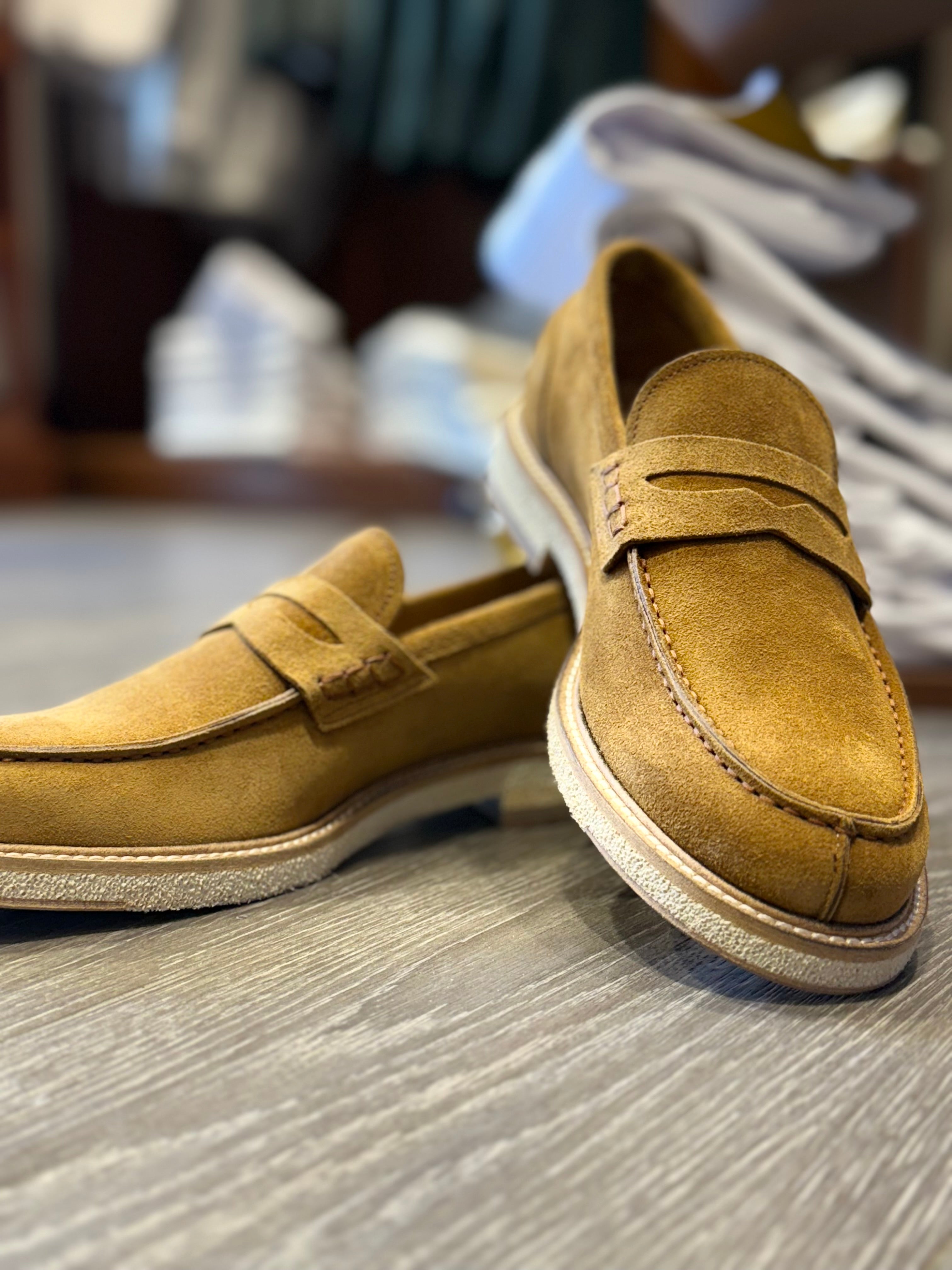 College in camoscio senape