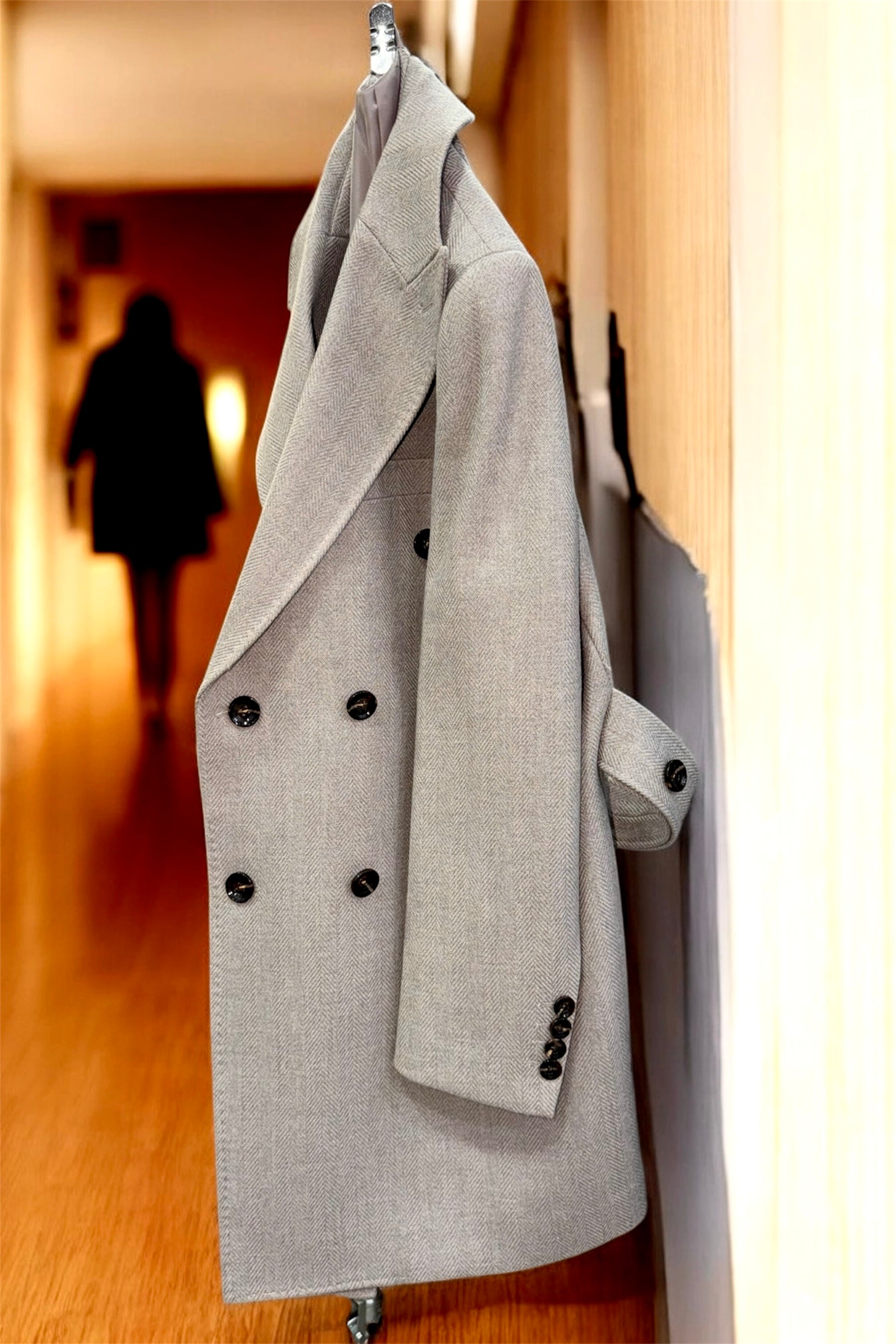 Cappotto doppio petto spigato beige