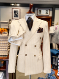 Abito doppio petto beige gessato
