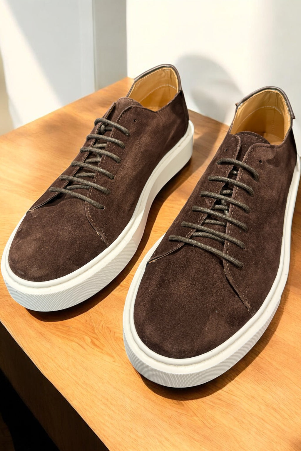 Sneakers in camoscio moro