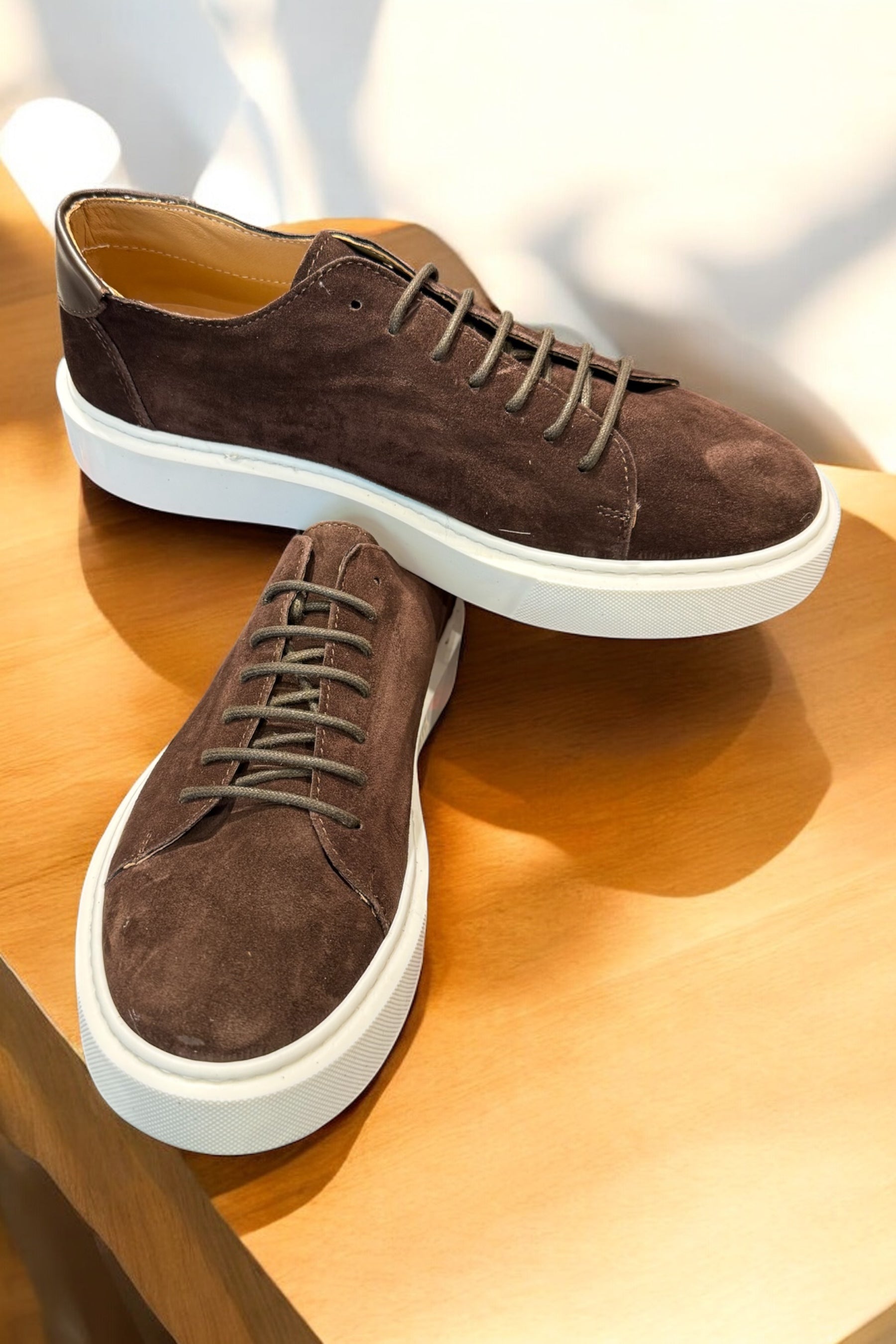 Sneakers in camoscio moro