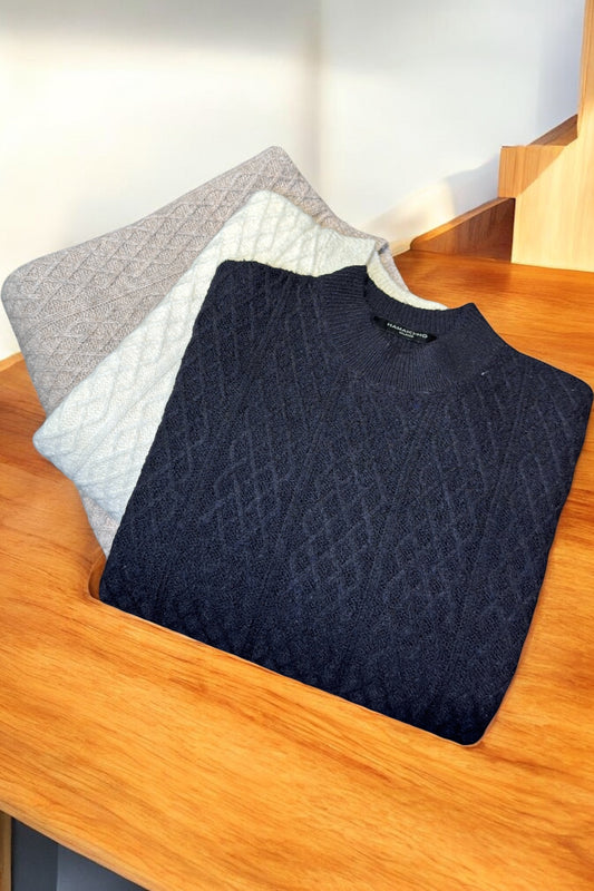 Pullover a trecce