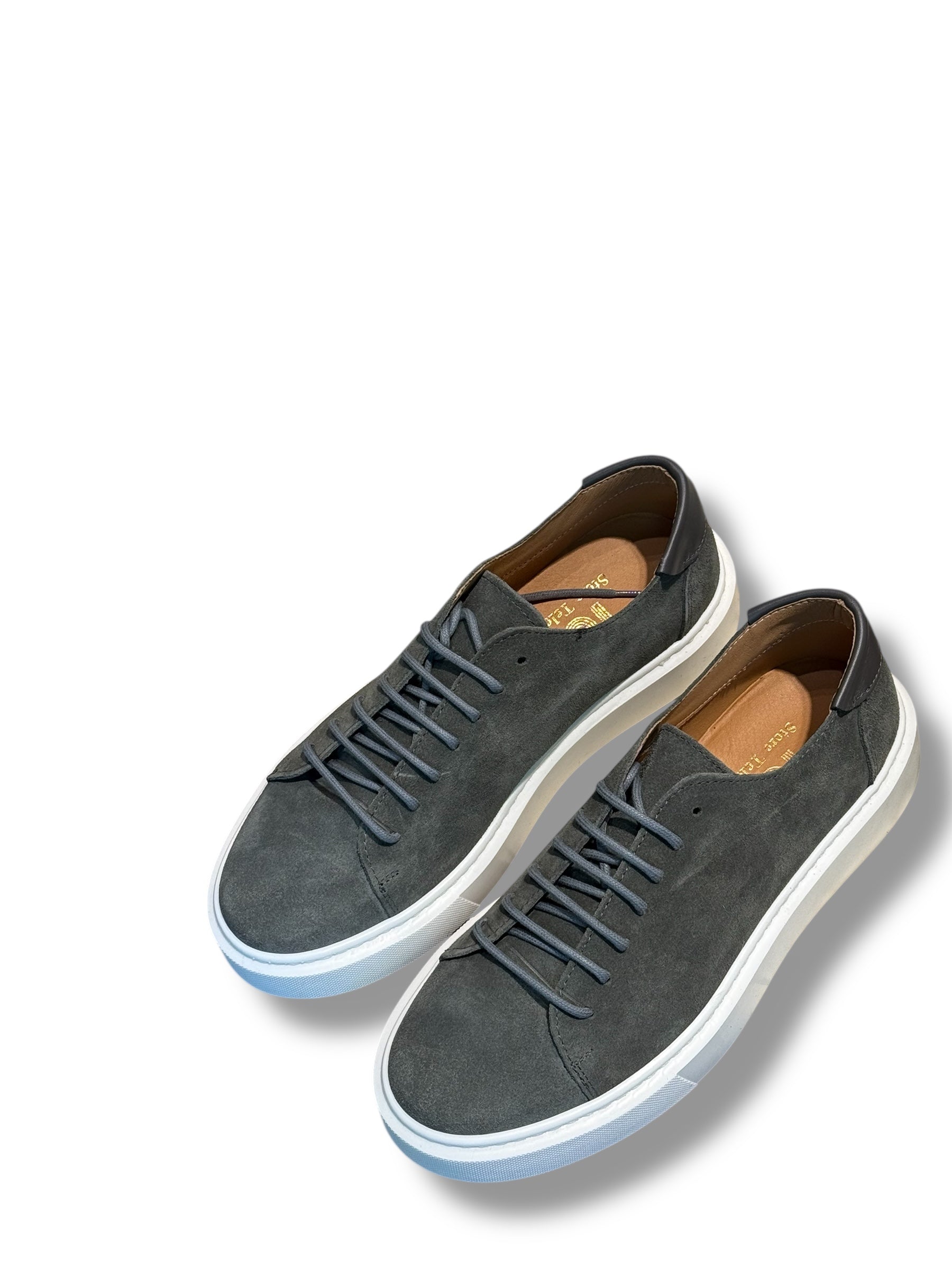 Sneakers in camoscio grigio