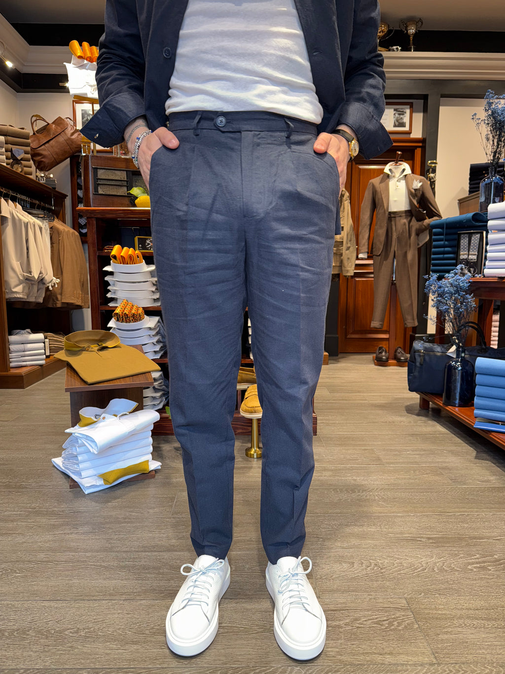 Pantalone lino con pinces